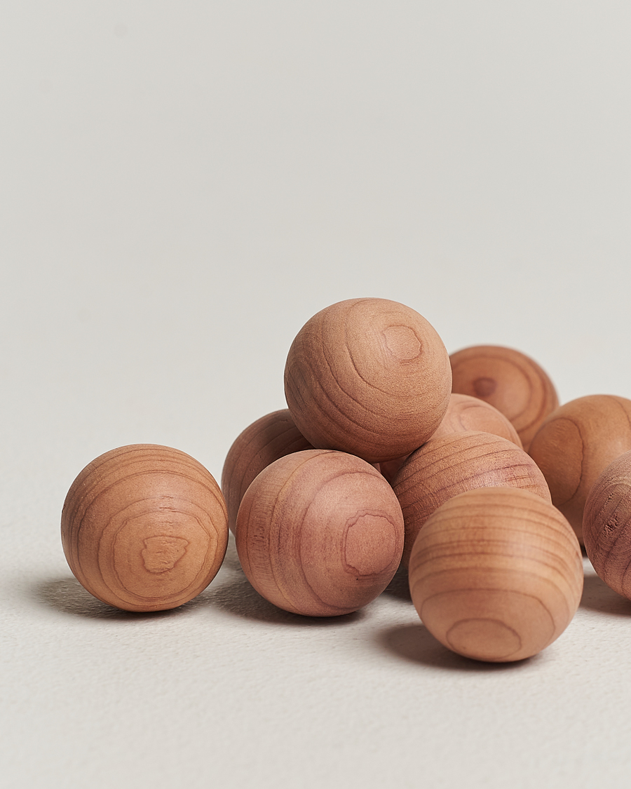 Heren | Carl of Carl Exclusives | Care with Carl | 10-Pack Cedar Wood Balls 