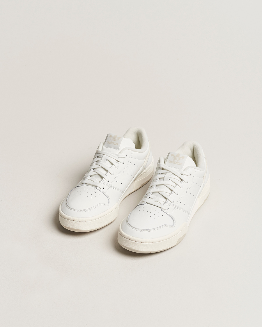 Heren | Sneakers | adidas Originals | Team Court 2 Sneaker Off White