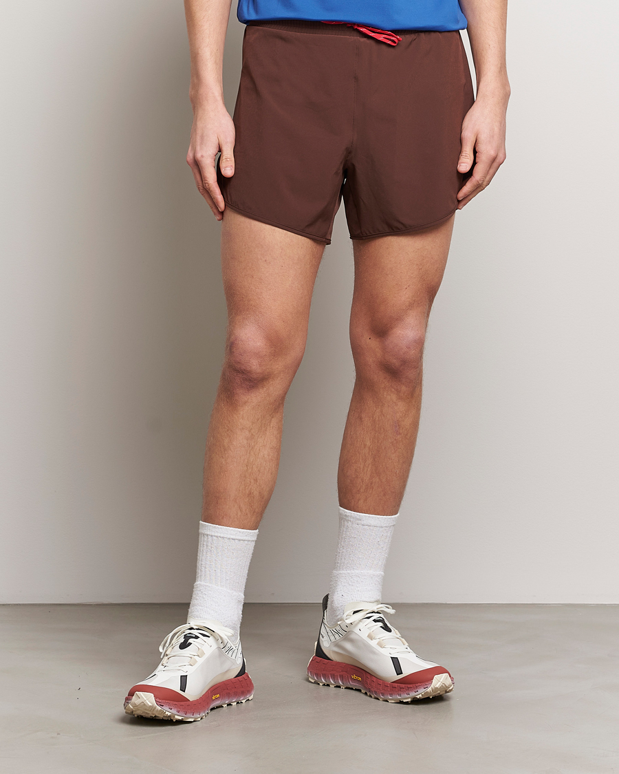 Heren | Korte broek | District Vision | 5 Inch Training Shorts Cacao