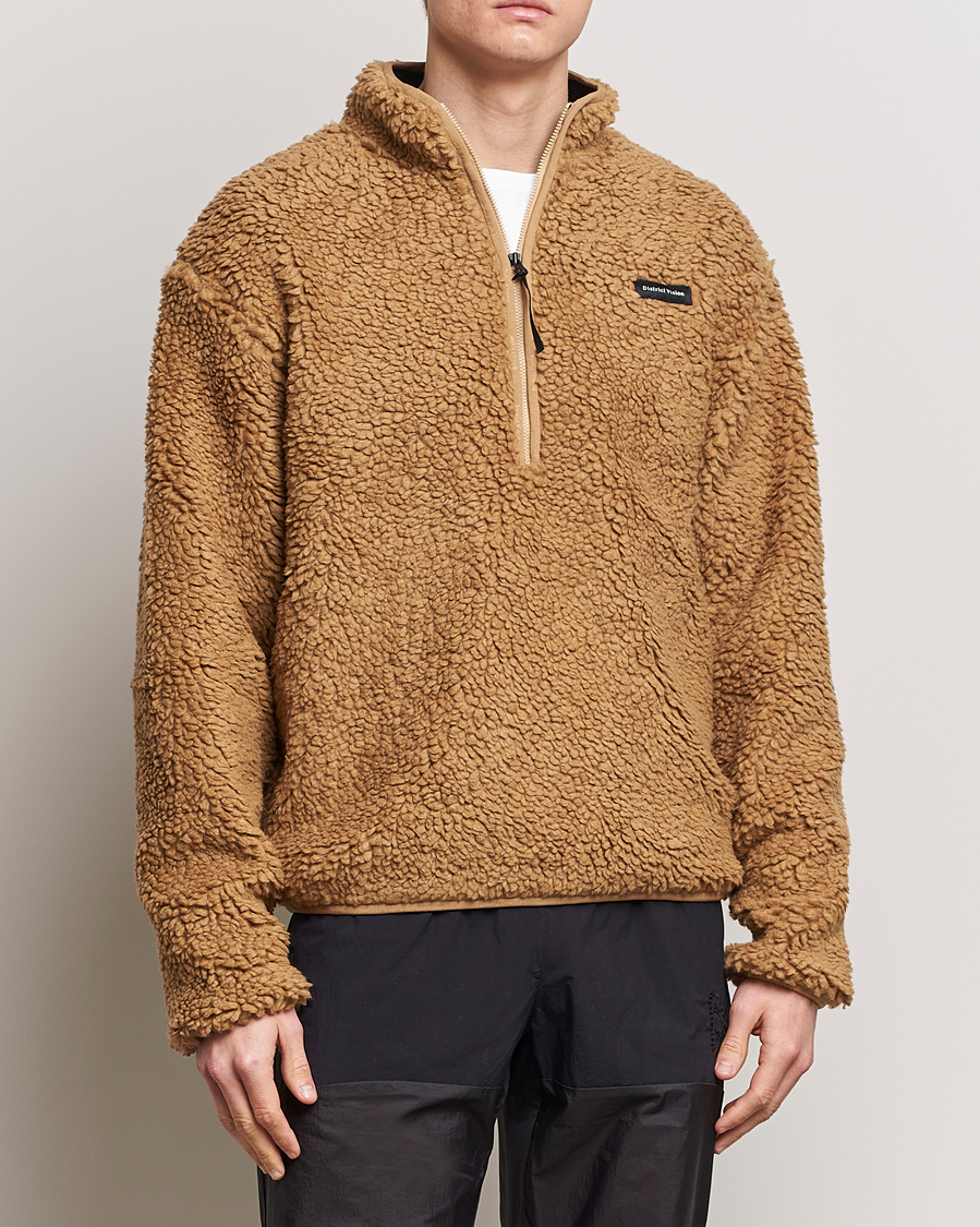 Men | Fleece Sweaters | District Vision | Half Zip Pile Fleece Sand