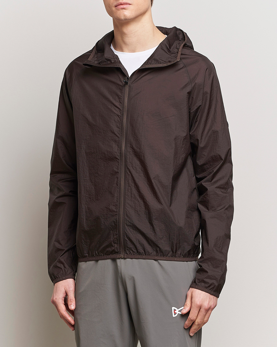 Heren | Soft shell jas | District Vision | Ultralight Packable DWR Wind Jacket Cacao