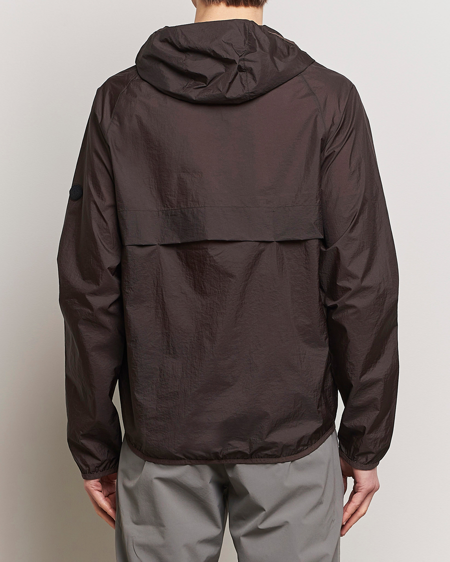 Heren | Jassen | District Vision | Ultralight Packable DWR Wind Jacket Cacao