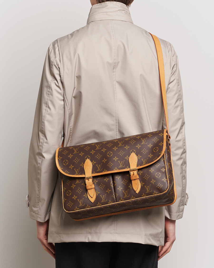 Heren | Pre-owned Accessoires | Louis Vuitton Pre-Owned | Gibecière Messenger Bag Monogram