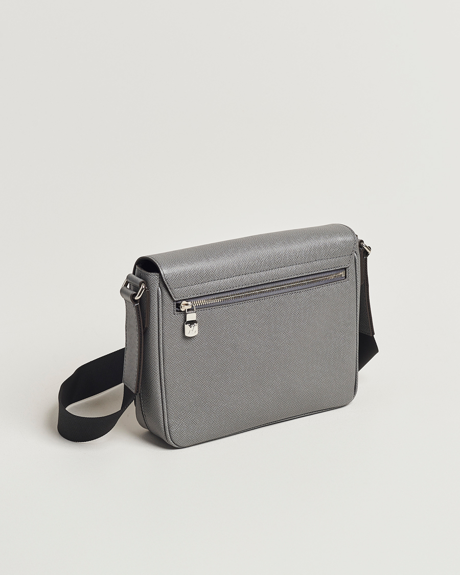 Heren | Pre-owned Accessoires | Louis Vuitton Pre-Owned | District PM Taiga Messenger Grey