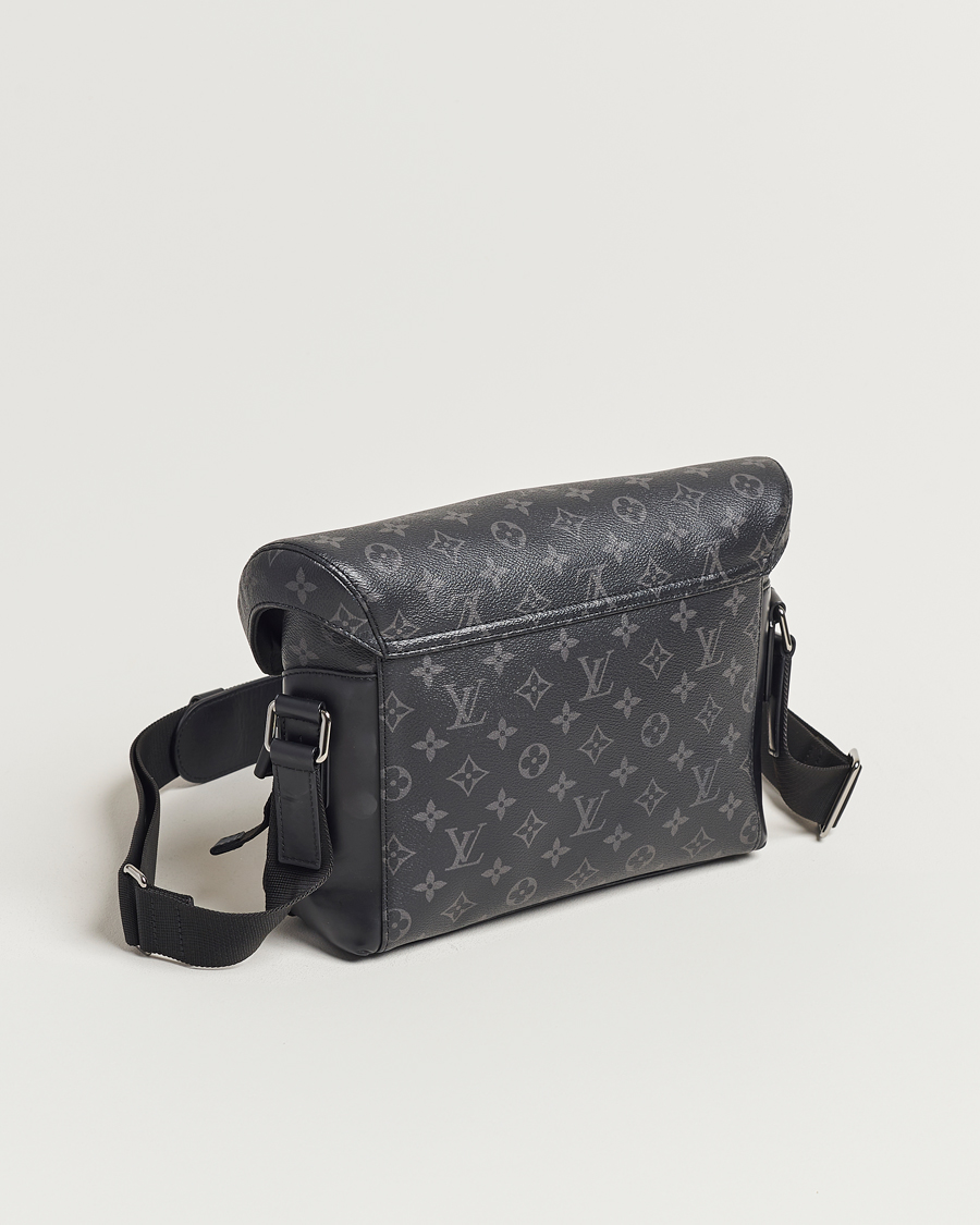 Heren | Pre-owned Accessoires | Louis Vuitton Pre-Owned | Messenger Voyager PM Bag Monogram Eclipse