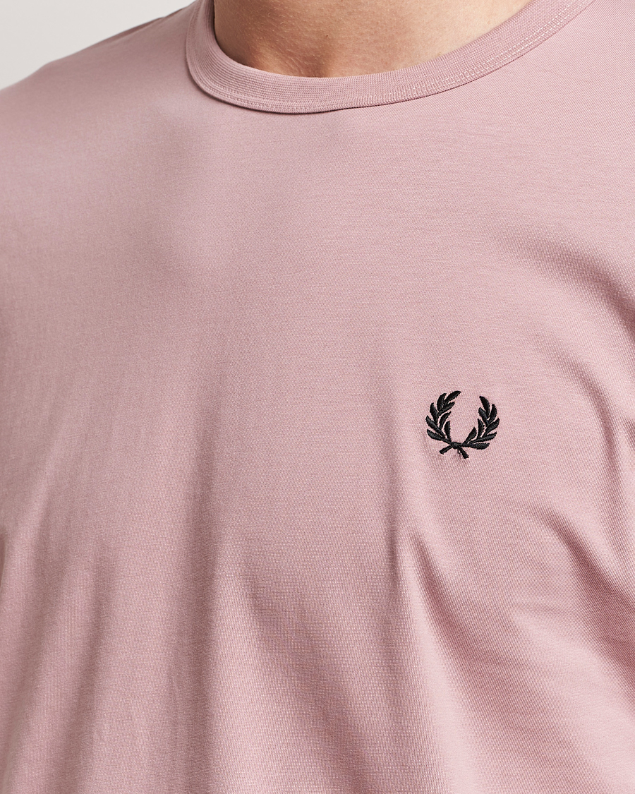Heren | T-shirts | Fred Perry | Ringer T-Shirt Dusty Rose Pink