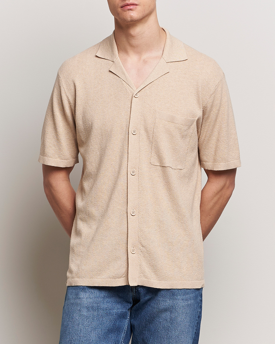 Heren | Overhemden met korte mouwen | A Day\'s March | Yamu Knitted Herringbone Shirt Oyster
