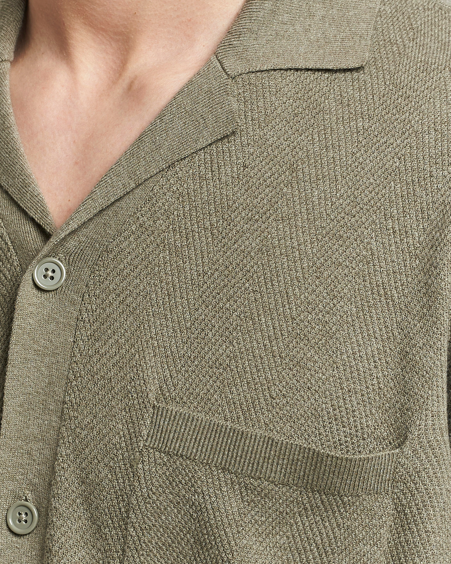 Heren | Overhemden | A Day's March | Yamu Knitted Herringbone Shirt Olive