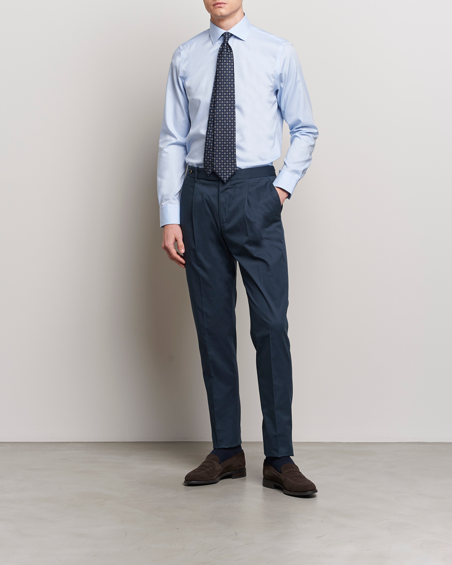 Heren | Zakelijke overhemden | Oscar Jacobson | Slim Fit Cut Away Non Iron Twill Light Blue