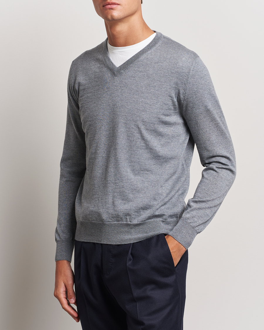 Heren | Truien | Canali | Merino Wool V-Neck Light Grey