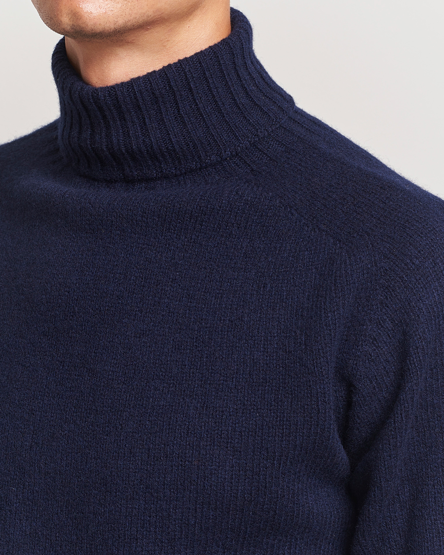 Heren | Truien | Harley Of Scotland | Supersoft Lambswool Rollneck Navy