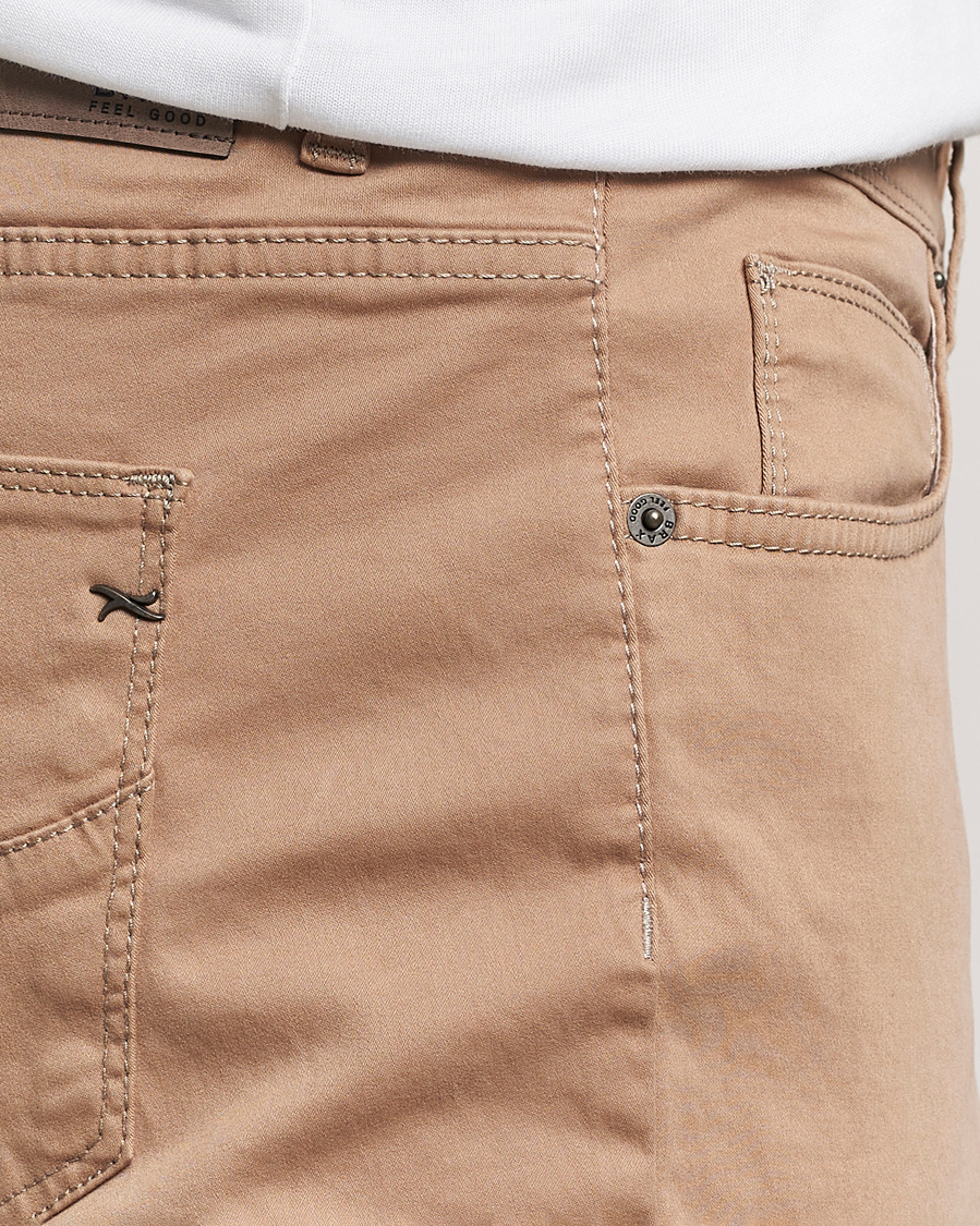 Heren | Broeken | Brax | Cadiz Cotton Satin 5-Pocket Pants Beige