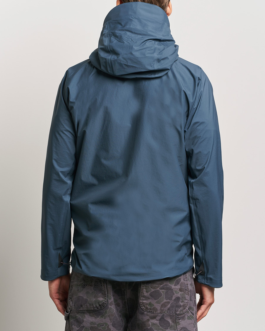 Heren | Jassen | Klättermusen | Asynja Lightweight Waterproof Jacket Midnight Blue