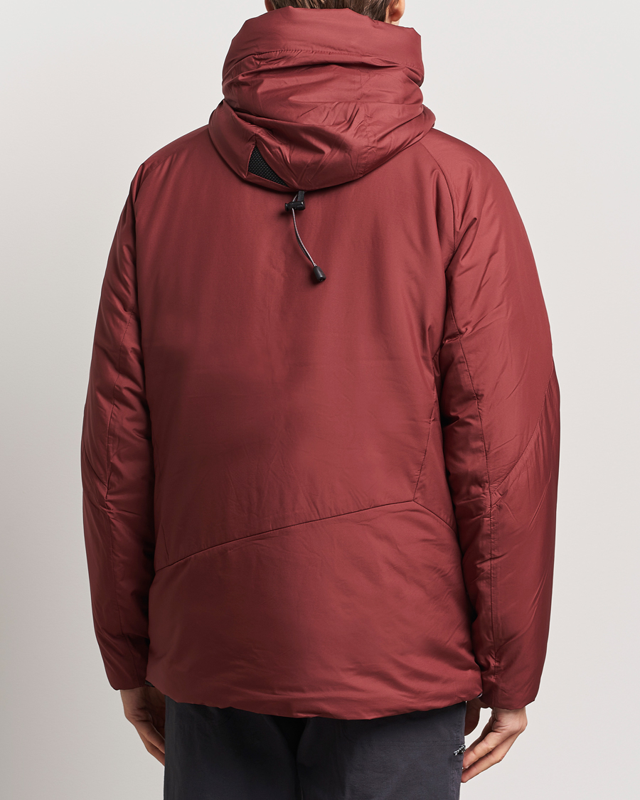 Heren | Jassen | Klättermusen | Lödyn Insulated Jacket Madder Red