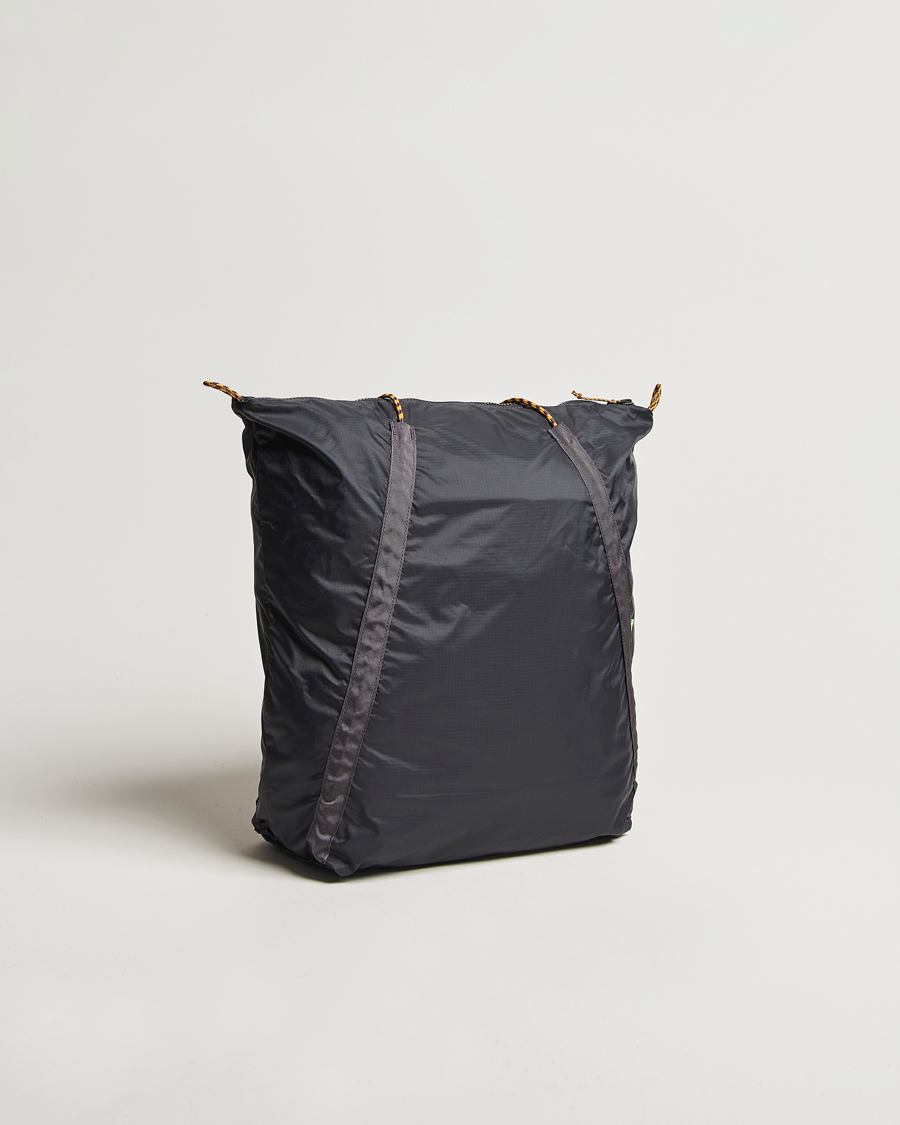 Heren | Tassen | Klättermusen | KlättermusenGebo 23L Lightweight TotebagRaven