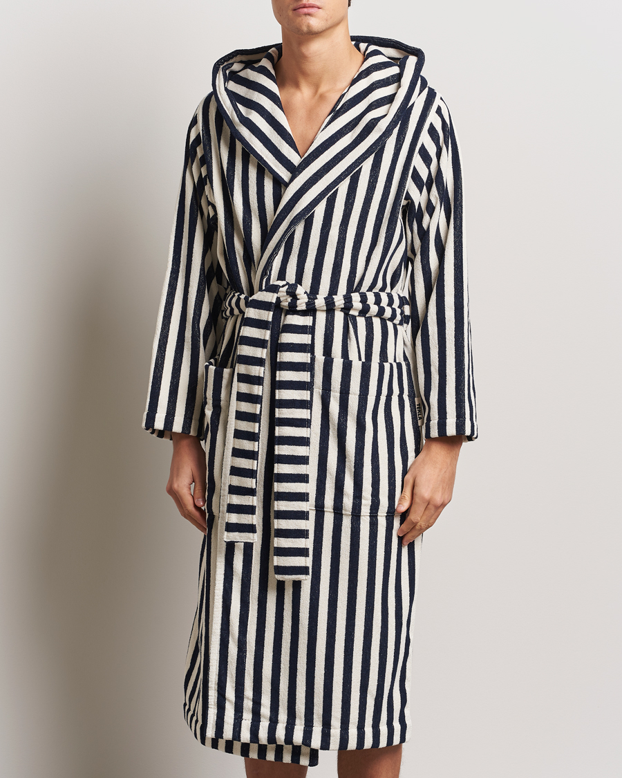 Heren | Tekla Organic Terry Hooded Bathrobe Humbug Stripes | Tekla | Organic Terry Hooded Bathrobe Humbug Stripes