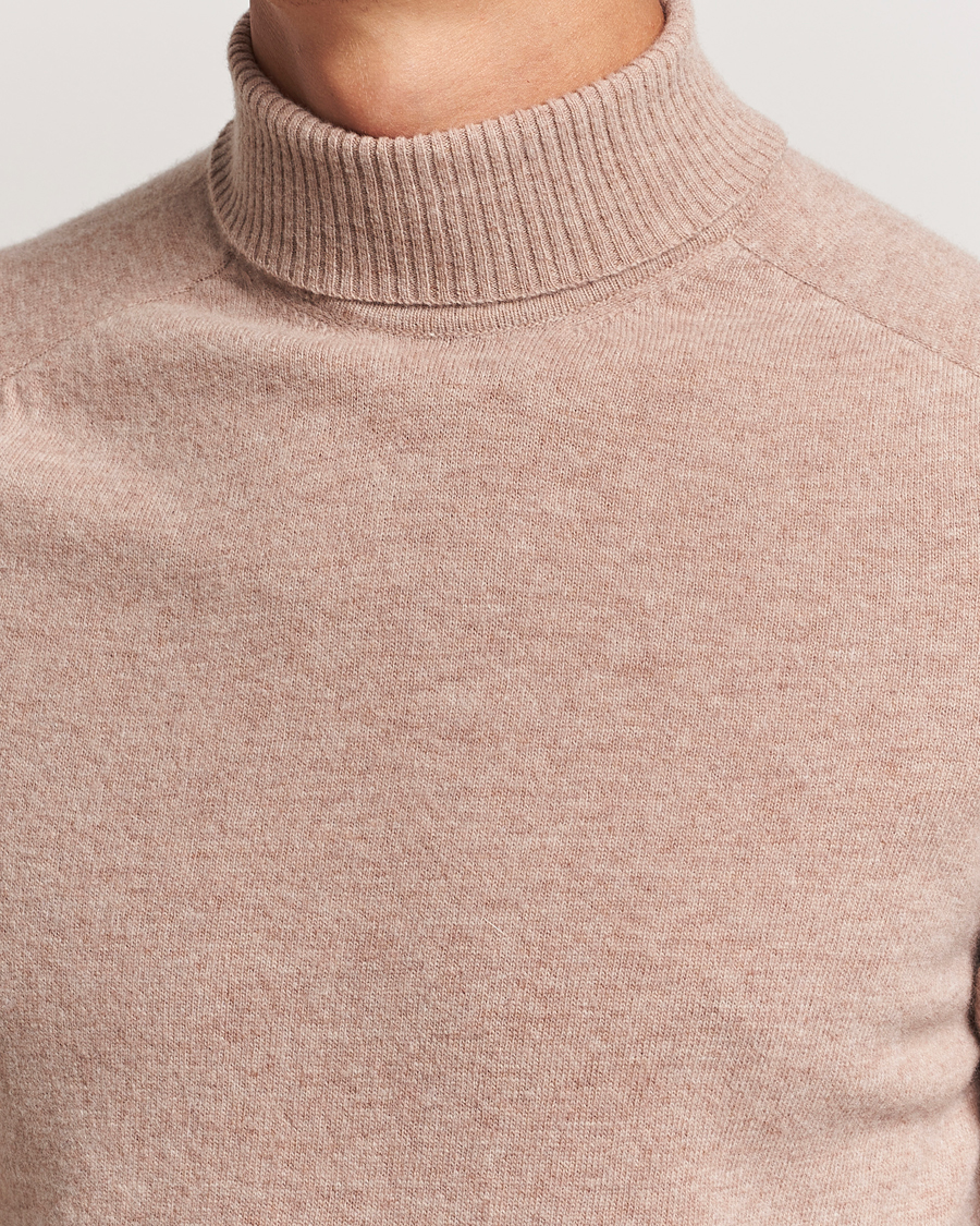 Heren | Truien | KnowledgeCotton Apparel | Lambswool Rollneck Beige