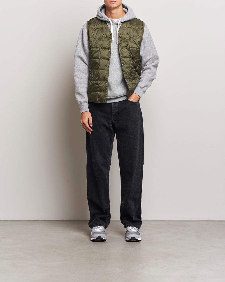 Heren | Jassen | TAION | V-Neck Lightweight Down Vest Dark Olive