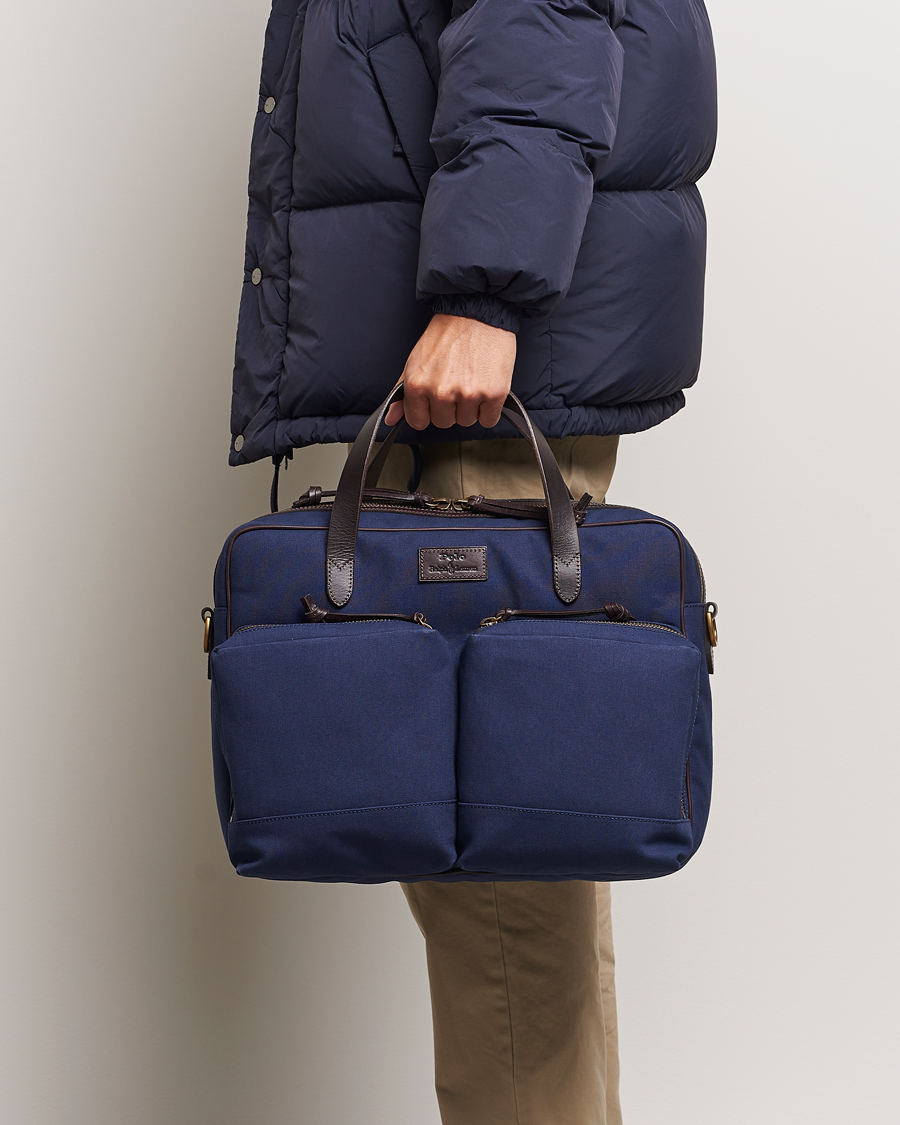 Heren | Polo Ralph Lauren Commuter Canvas Messenger Bag Newport Navy/Dk Brown | Polo Ralph Lauren | Commuter Canvas Messenger Bag Newport Navy/Dk Brown