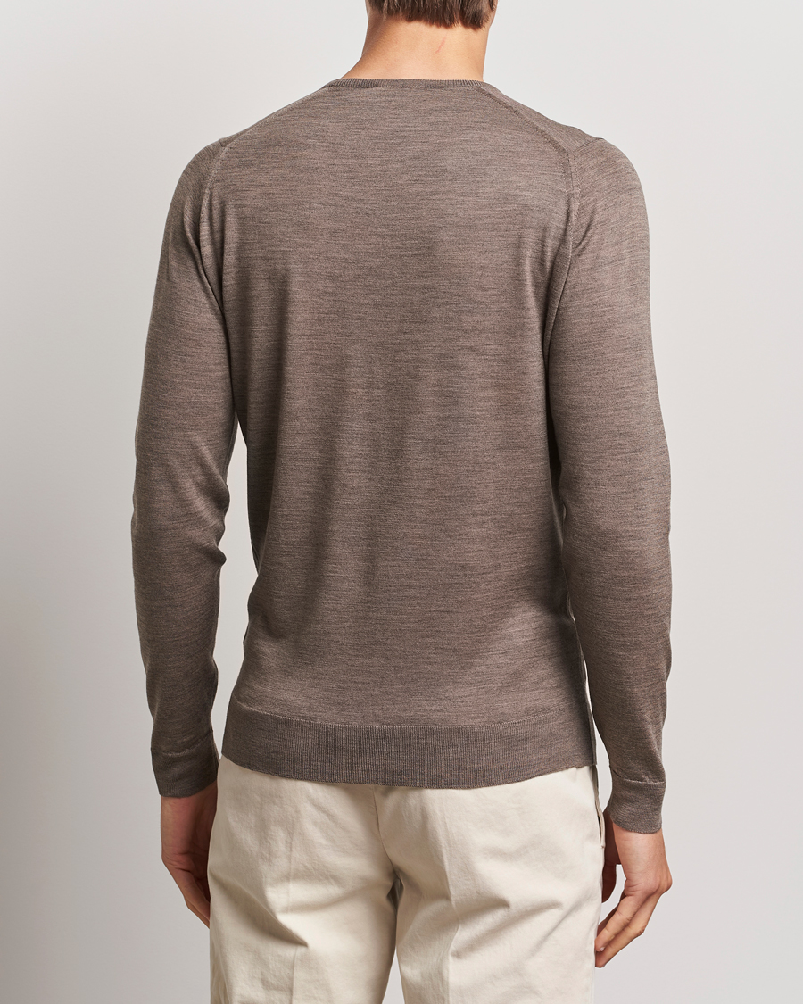 Heren | Truien | John Smedley | Lundy Extra Fine Merino Crew Neck Mushroom Brown