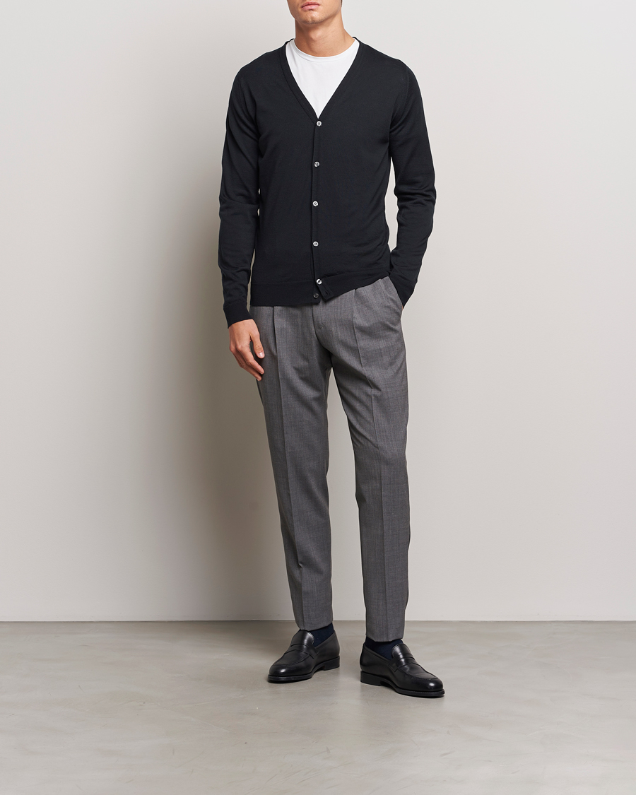 Heren | Truien | John Smedley | Petworth Extra Fine Merino Cardigan Black