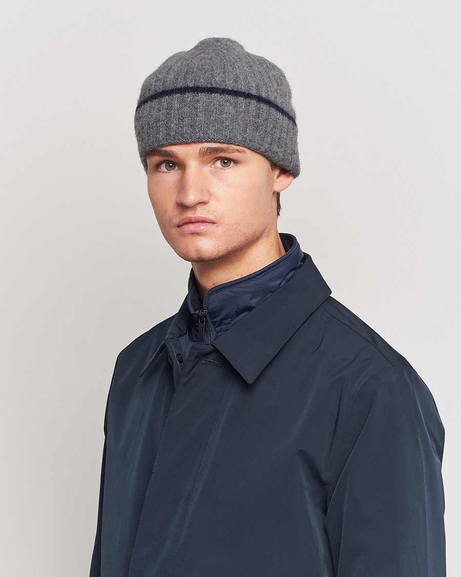 Heren | Amanda Christensen Rib Knitted Cashmere Paspoal Cap Grey Melange | Amanda Christensen | Rib Knitted Cashmere Paspoal Cap Grey Melange