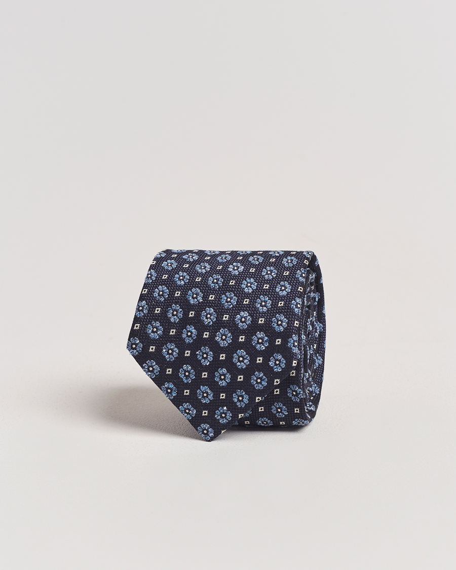 Heren | Amanda Christensen Silk/Cotton Printed Flower 8cm Tie Navy | Amanda Christensen | Silk/Cotton Printed Flower 8cm Tie Navy