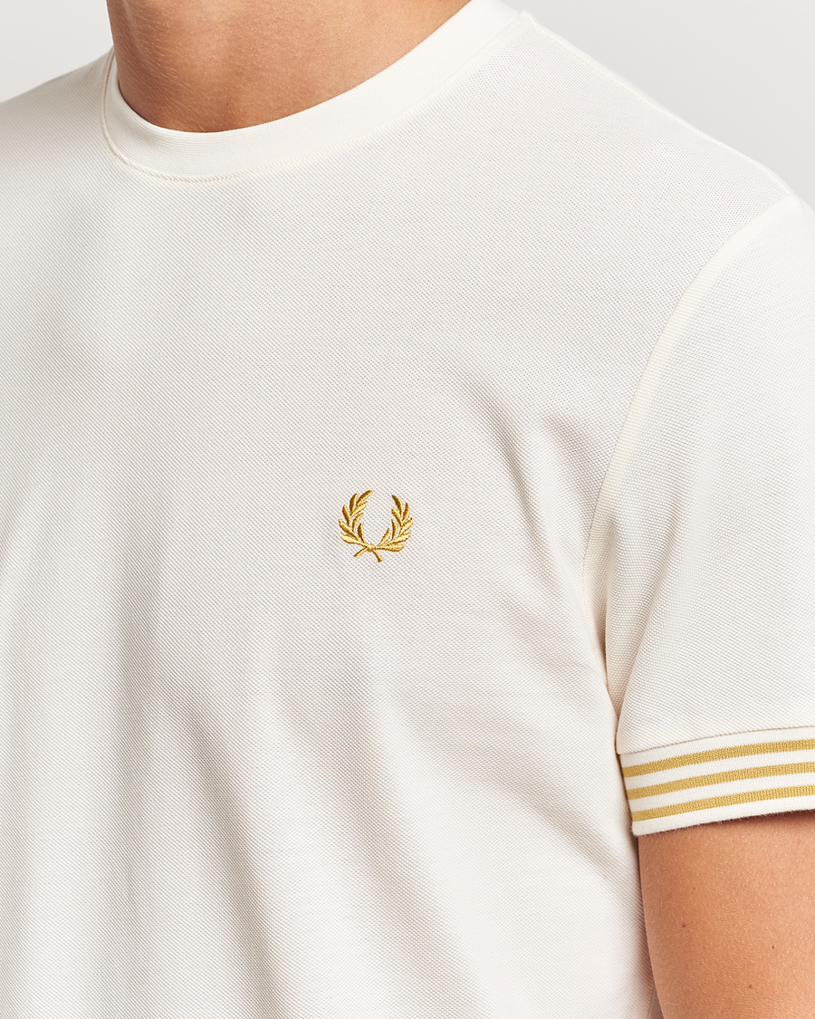 Heren | T-shirts | Fred Perry | Striped Cuff Crew Neck T-Shirt Ecru