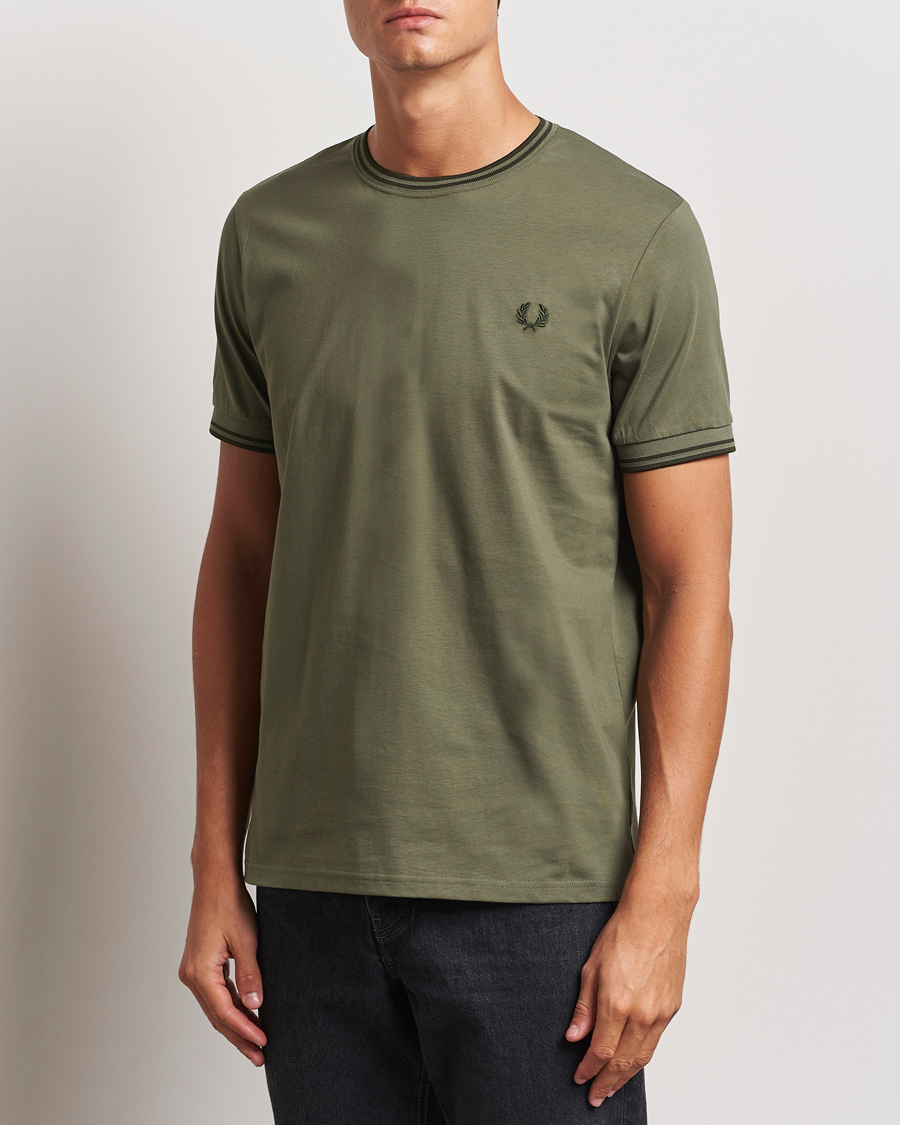 Heren | T-shirts | Fred Perry | Twin Tipped T-Shirt Laurel Green
