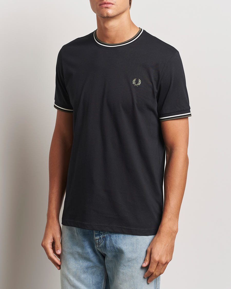 Heren | T-shirts | Fred Perry | Twin Tipped T-Shirt Black
