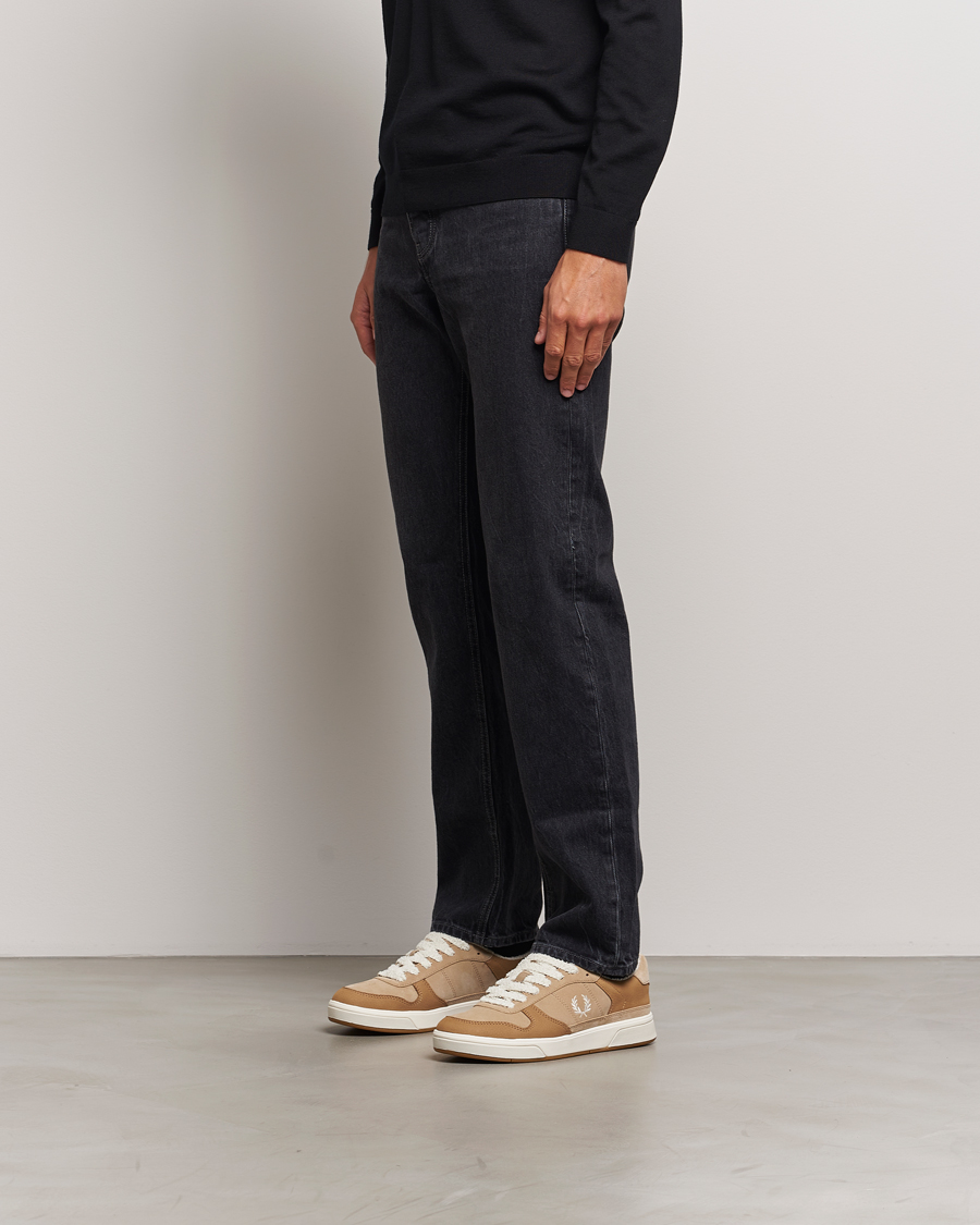 Heren | Fred Perry B300 Textured Nubuck/Suede Sneaker Warmstone/Ecru | Fred Perry | B300 Textured Nubuck/Suede Sneaker Warmstone/Ecru
