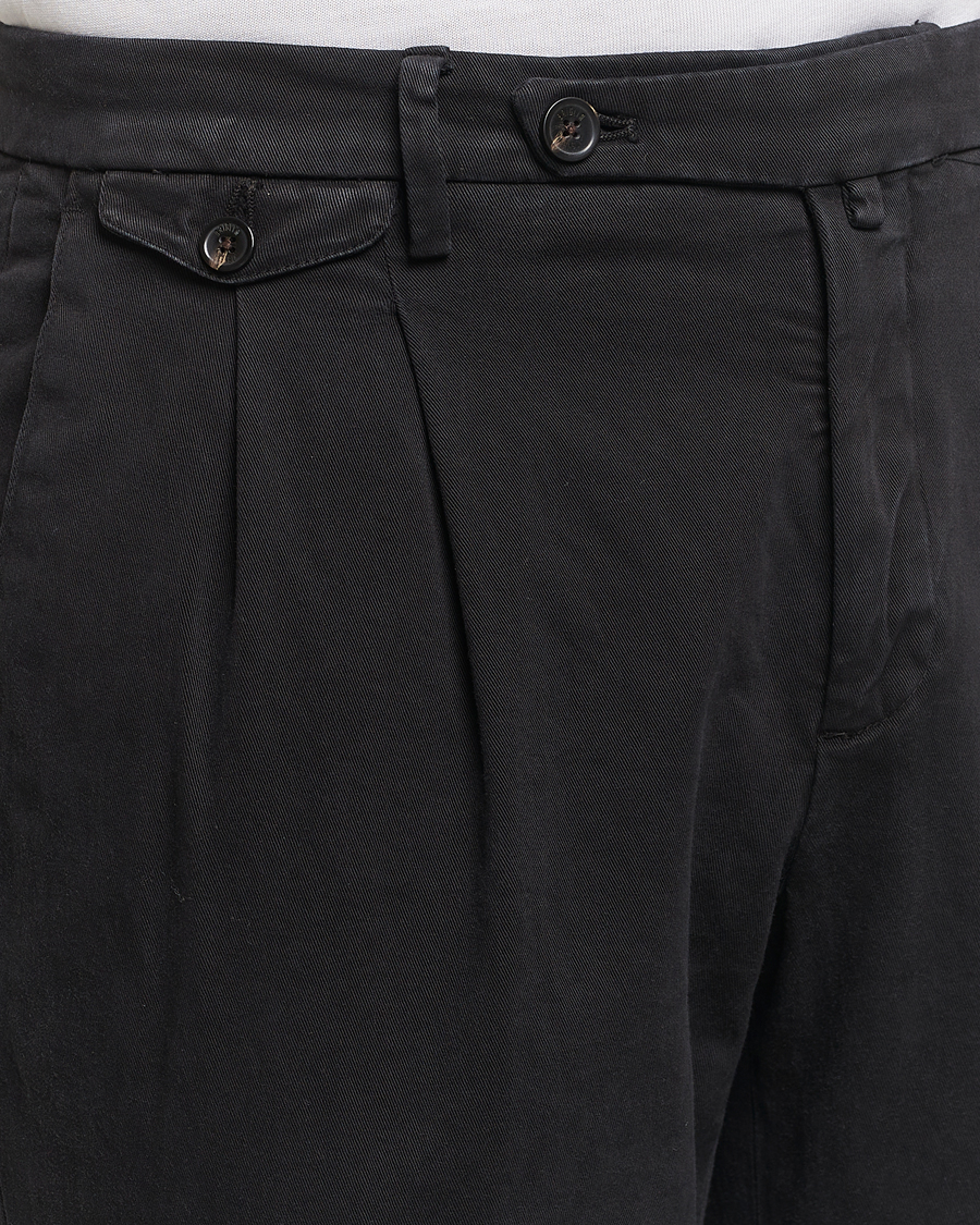Heren | Broeken | Briglia 1949 | Easy Fit Pleated Cotton Stretch Chino Black