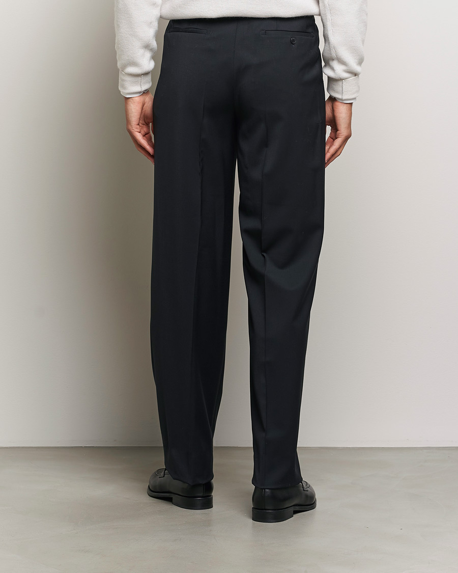 Heren | Broeken | Brioni | Pleated Wool Trousers Navy