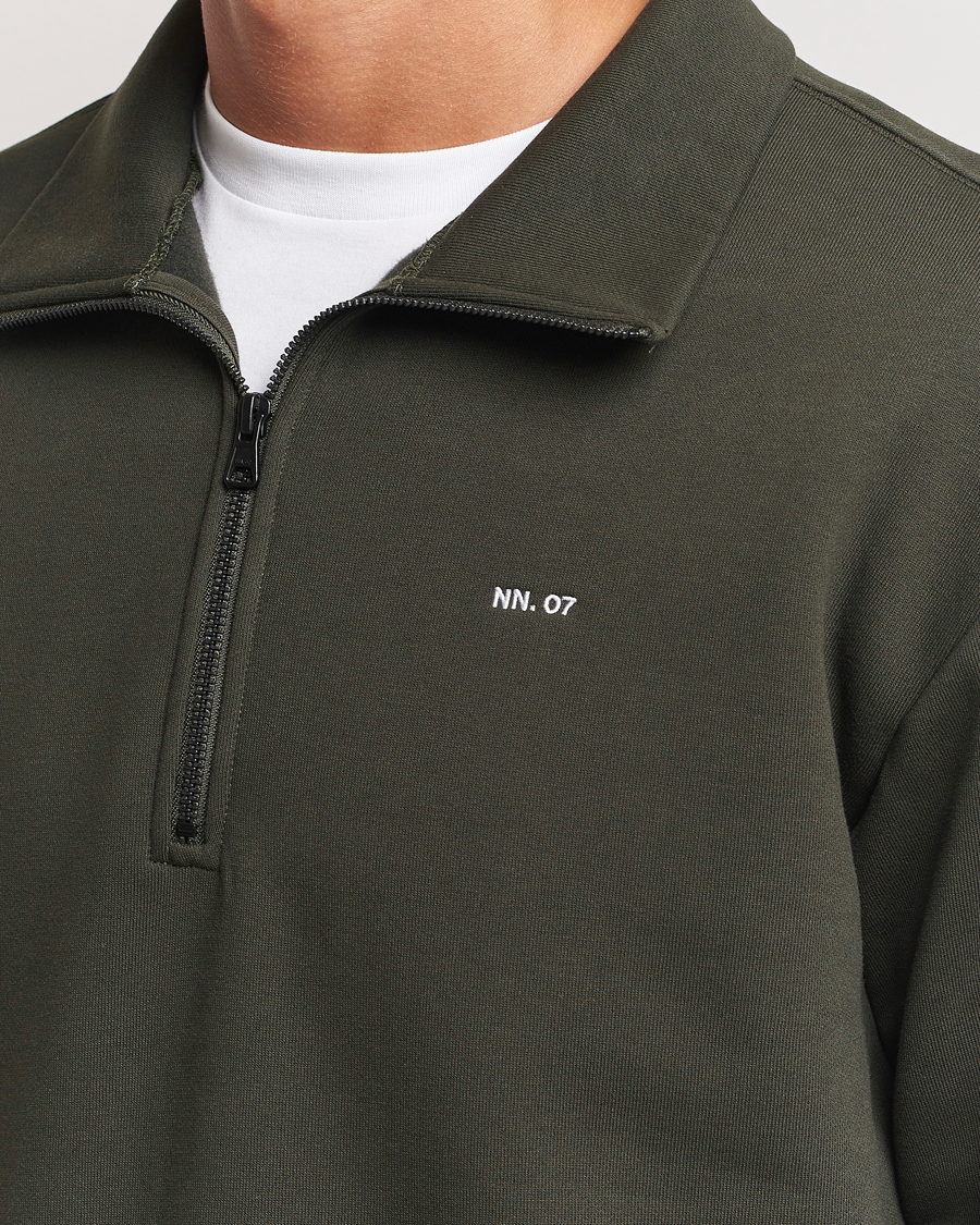 Heren | Truien | NN07 | Briggs Half Zip Sweatshirt Dark Army