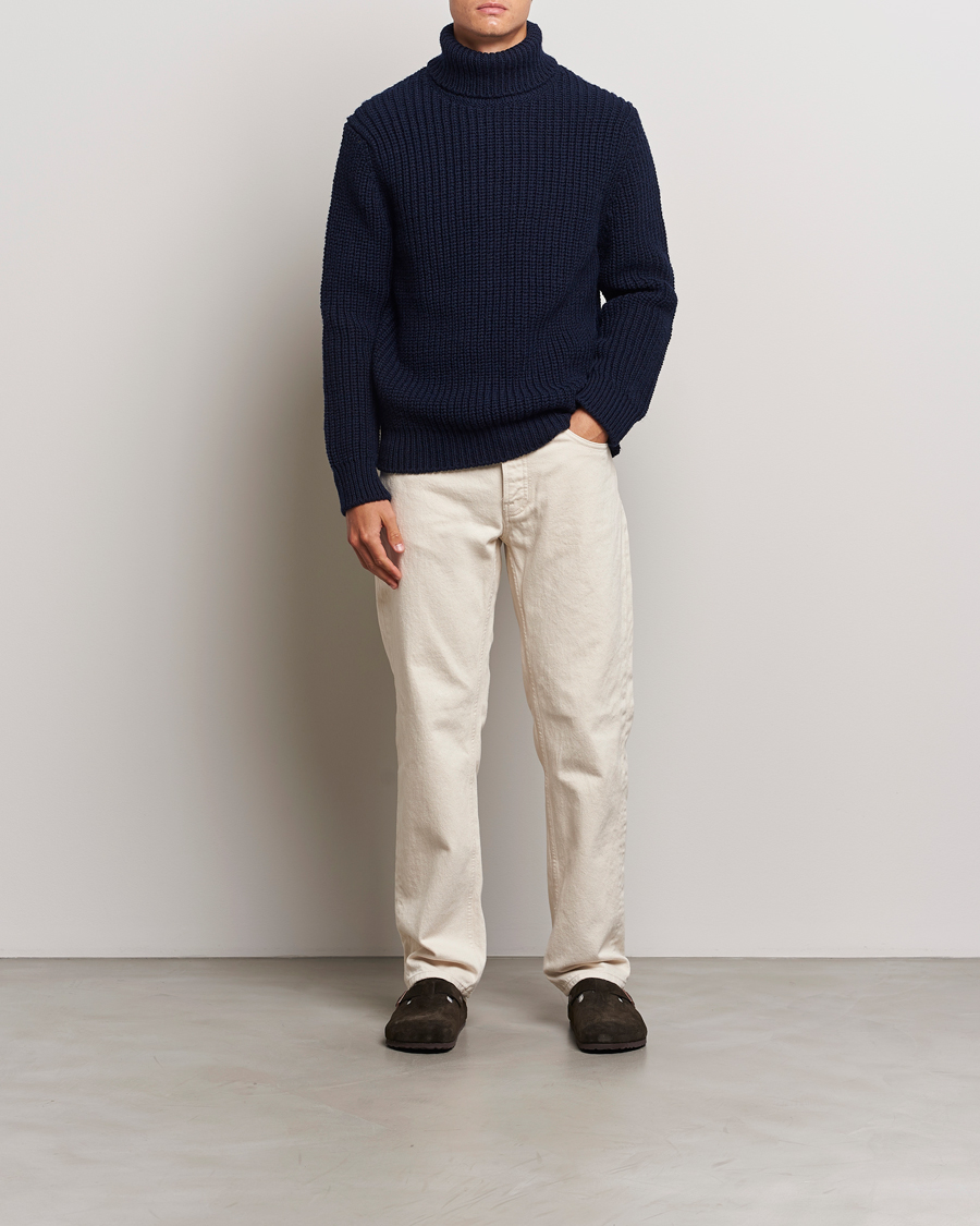 Heren | Truien | Nudie Jeans | August Chunky Wool Knitted Rollneck Navy
