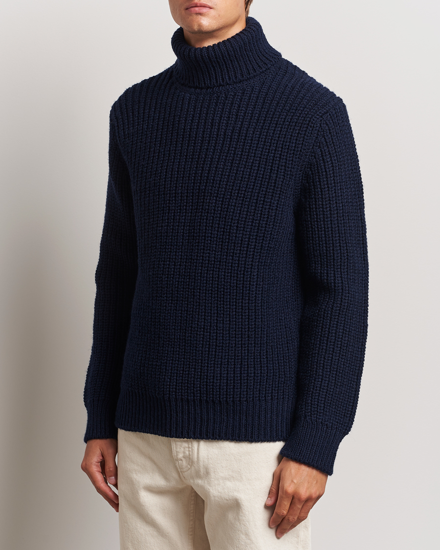 Heren | Truien | Nudie Jeans | August Chunky Wool Knitted Rollneck Navy