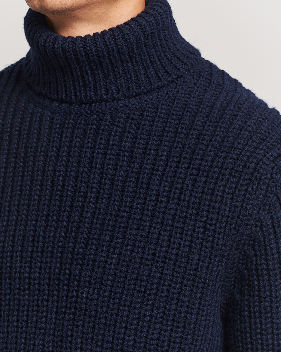 Heren | Truien | Nudie Jeans | August Chunky Wool Knitted Rollneck Navy
