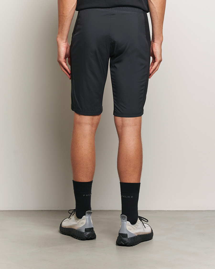 Heren | Korte broek | Houdini | Moonwalk Primaloft Padded Shorts True Black