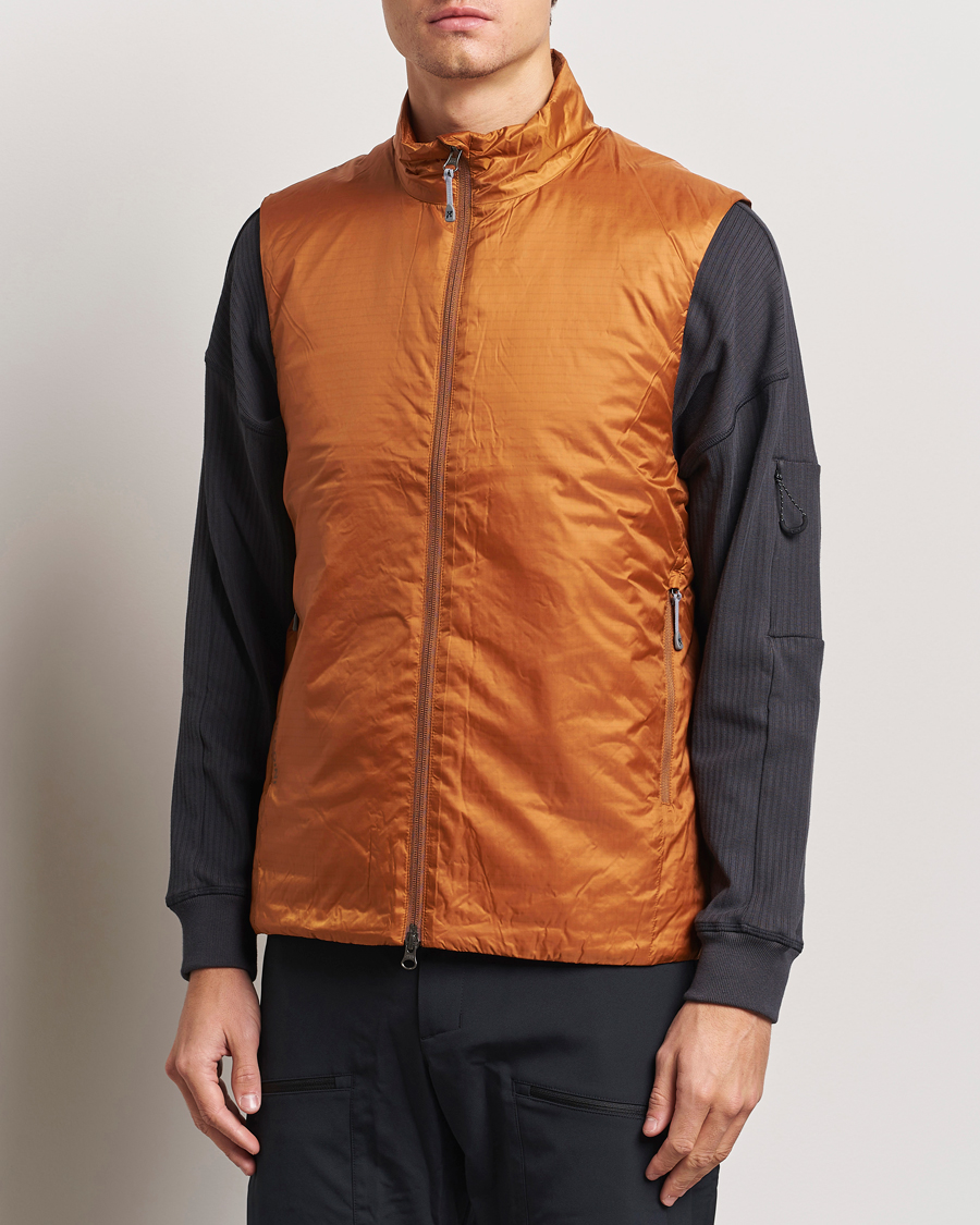 Heren | Jassen | Houdini | Dunfri Primaloft Padded Vest Rust Brown