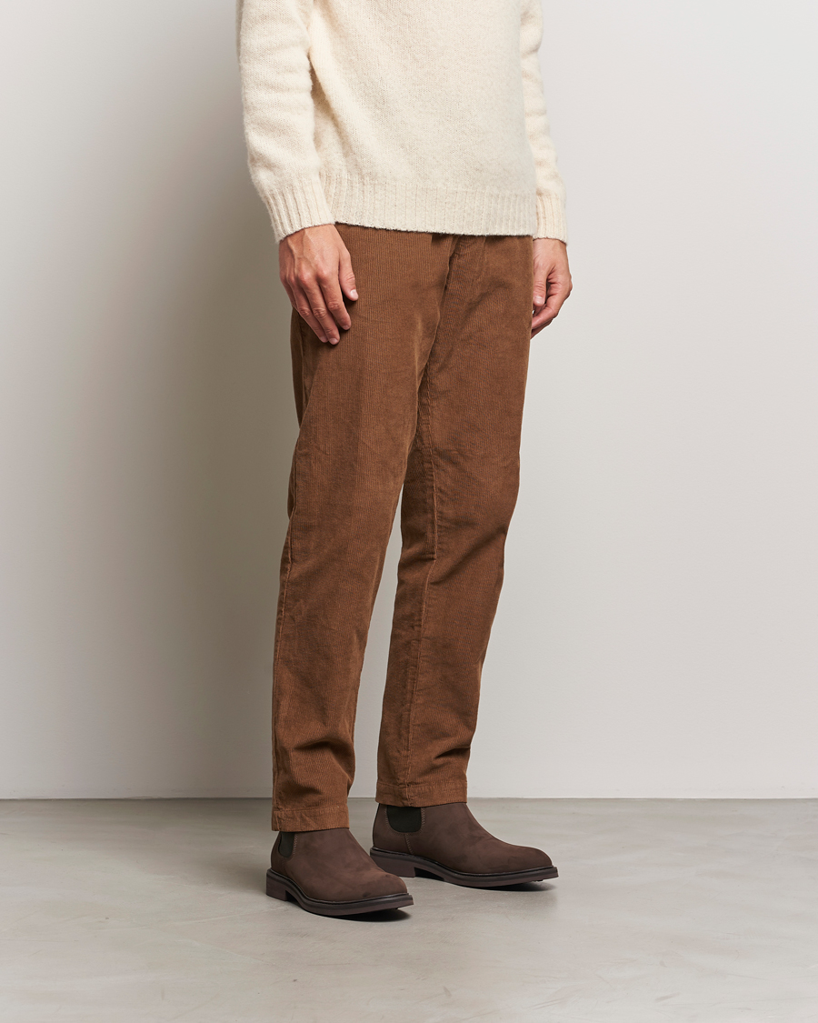 Heren | Laarzen | Loake Shoemakers | Ducksworth Waterproof Chelsea Boot Brown Nubuck