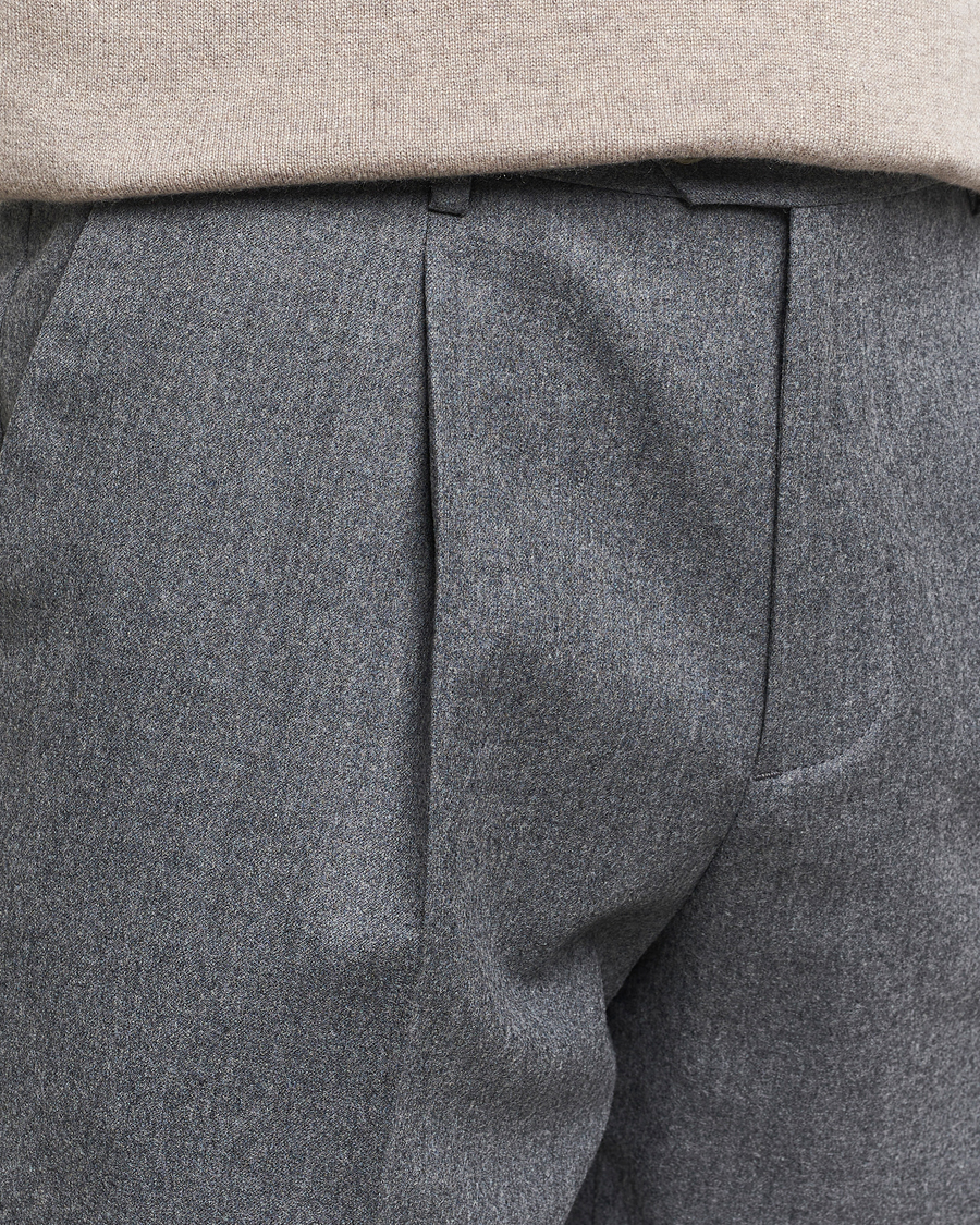 Heren | Broeken | Brunello Cucinelli | Slim Fit Pleated Flannel Trousers Grey Melange