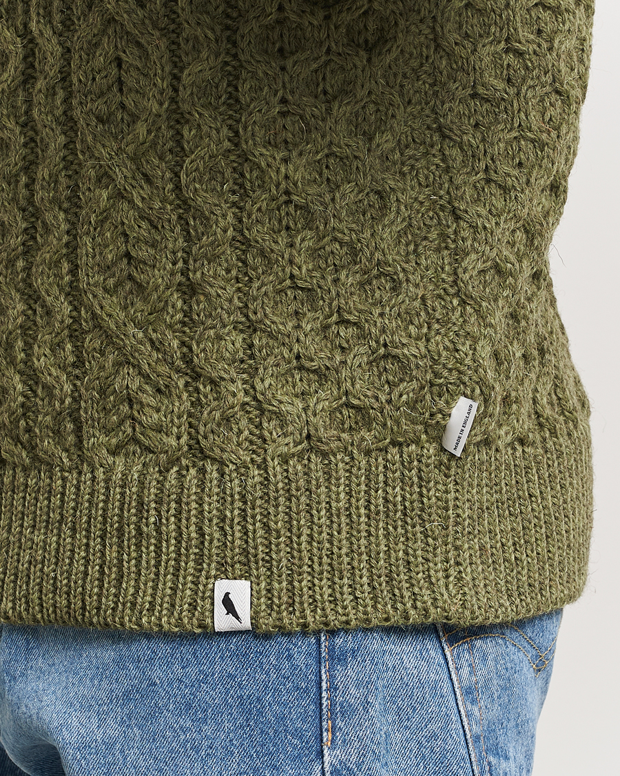 Heren | Truien | Peregrine | Hudson Wool Aran Knitted Jumper Apple