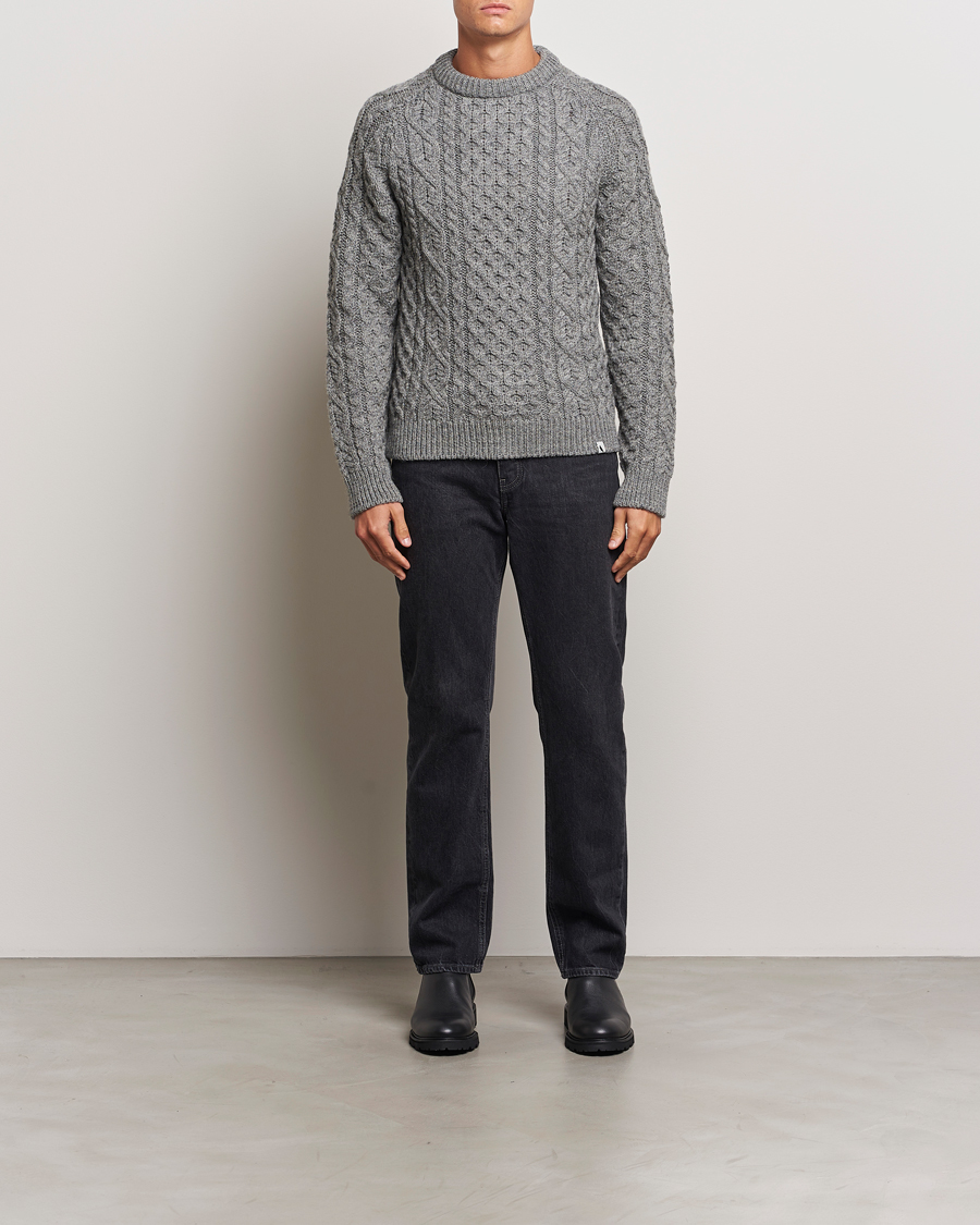 Heren | Truien | Peregrine | Hudson Wool Aran Knitted Jumper Steel