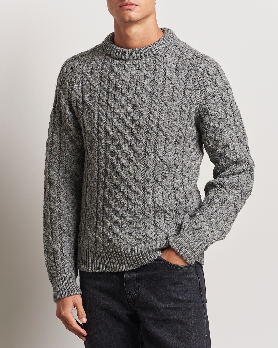 Heren | Truien | Peregrine | Hudson Wool Aran Knitted Jumper Steel