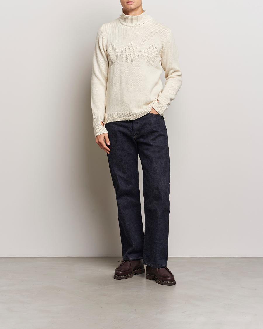 Heren | Truien | Peregrine | Mountain Guernsey Merino Funnel Neck Cream