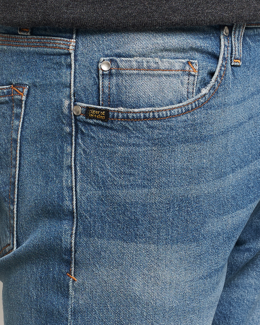 Heren | Jeans | Tiger of Sweden | Pistolero Stretch Cotton Jeans Medium Blue