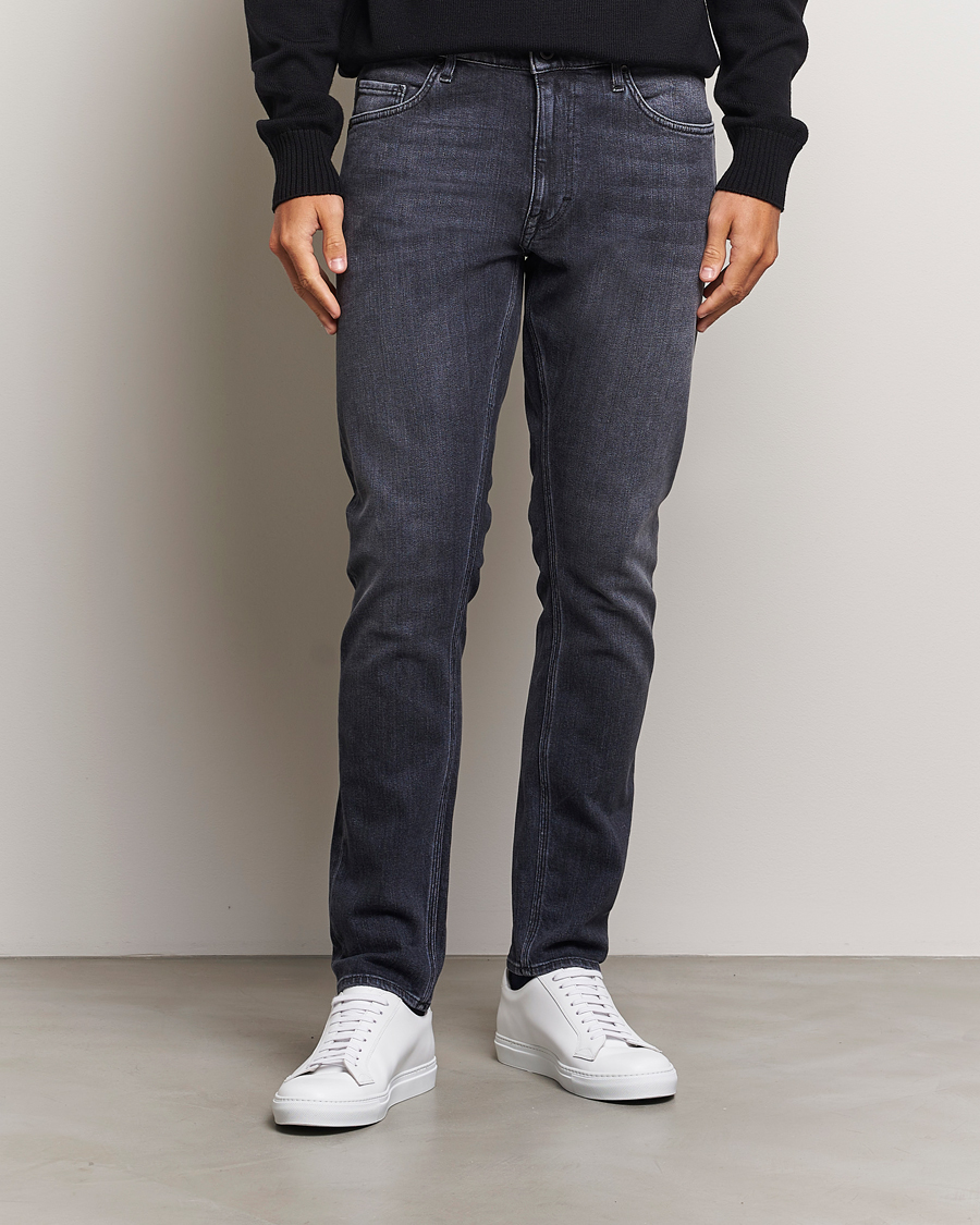 Heren | Jeans | Tiger of Sweden | Pistolero Stretch Cotton Jeans Washed Black