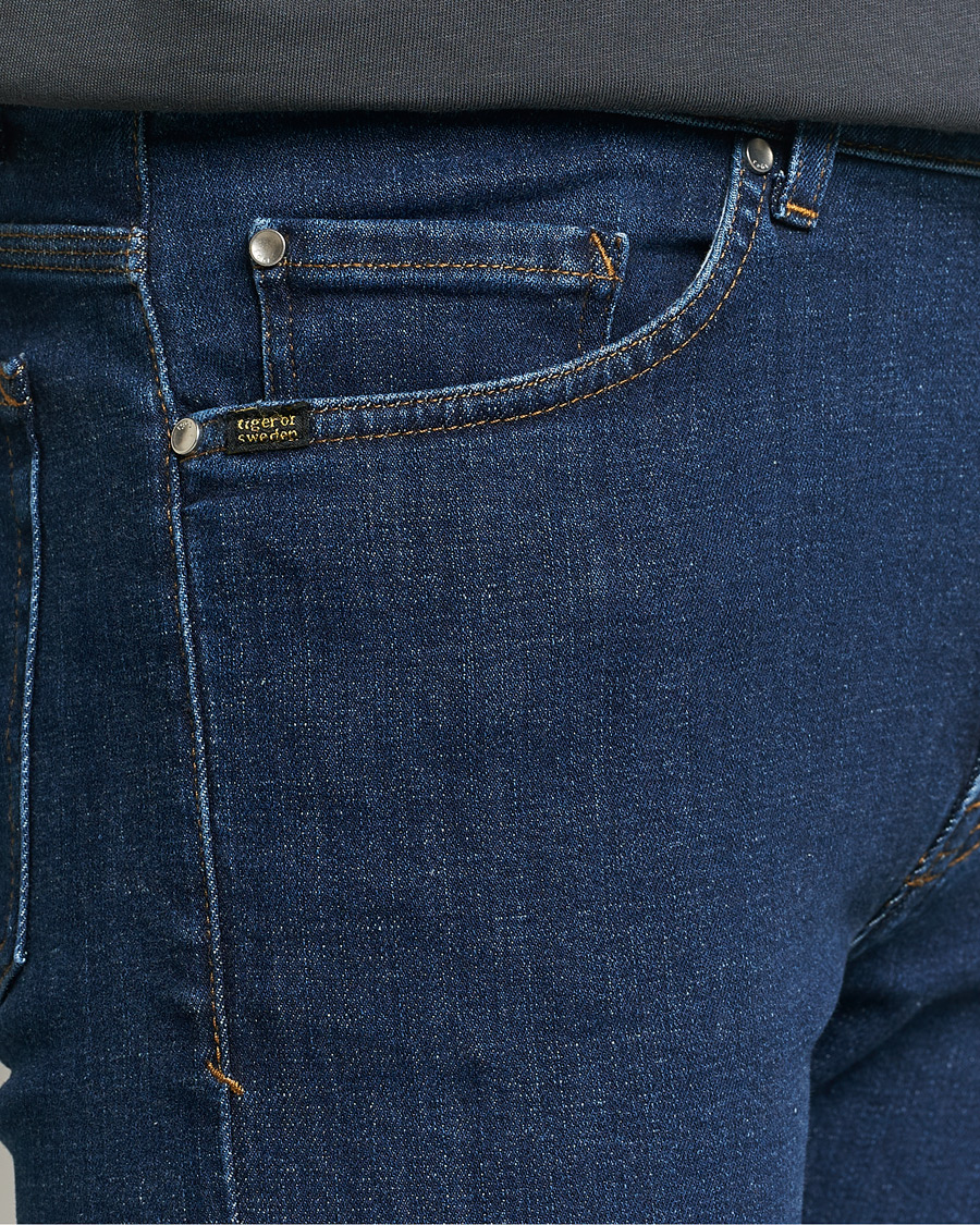 Heren | Jeans | Tiger of Sweden | Evolve Stretch Cotton Jeans Medium Blue