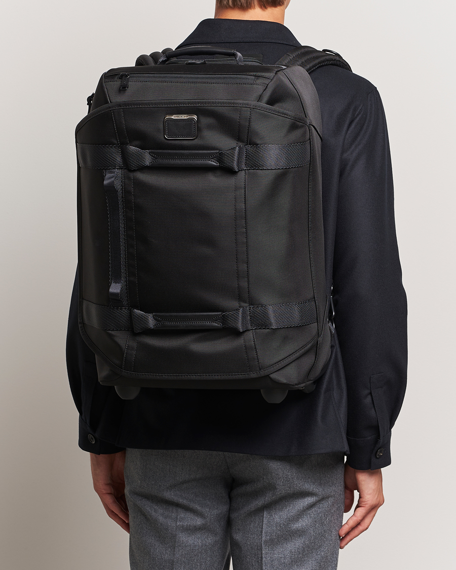 Heren | Tassen | TUMI | Alpha Bravo Wheeled Duffle Black