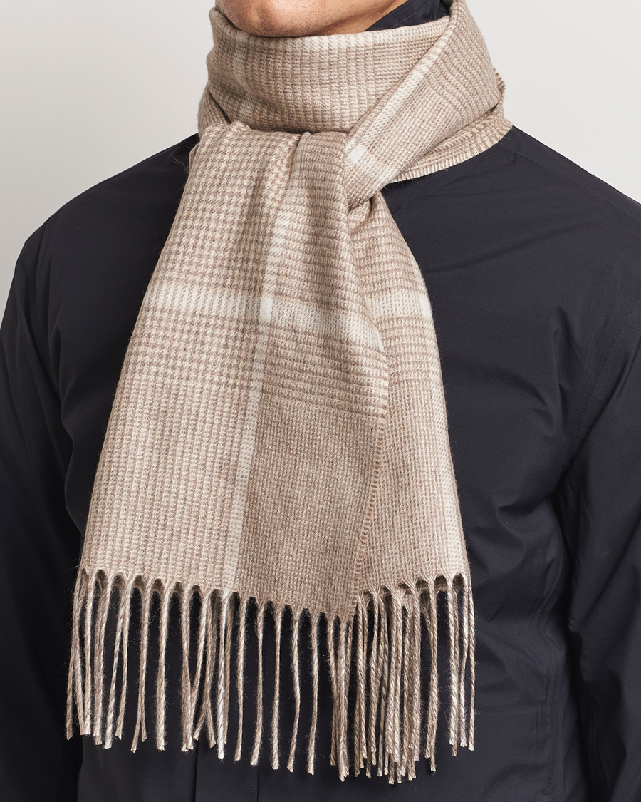 Heren | Piacenza Cashmere Cashmere/Silk Overcheck Scarf Beige | Piacenza Cashmere | Cashmere/Silk Overcheck Scarf Beige